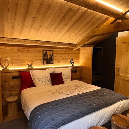 ヴォントロン Au 21 Vosgien Bed & Breakfast エクステリア 写真